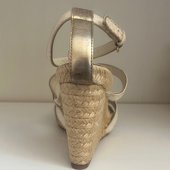 Louis Vuitton Authentic Monogram Wedge Heels 36 (6) white & gold - Picture 5 of 16